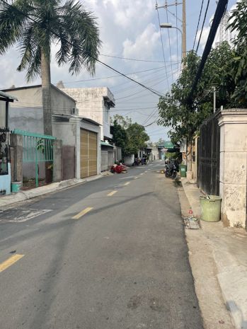 Cần bán gấp đất chính chủ 1697744, đường lê văn lương, xã 7097499