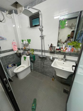 Nhà dân xây 2 tầng hải thành 2  căn góc ô tô đỗ cửa  giá 7097830