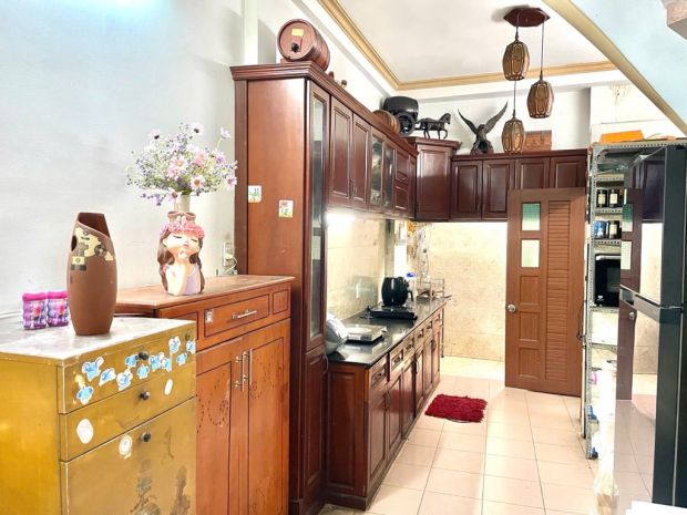 Nhà quận 10 hoà hảo ngang 4,3m dài 12m trệt lững lầu btct 7099131