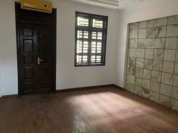 Nhà đẹp phố cầu giấy 30m 6t nhỉnh 10 tỷ-ngõ rộng thông 7099378