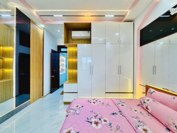 Chính chủ bán nhà 70m²  hẻm xe hơi, 1 trệt 2 lầu, full nội 7099612