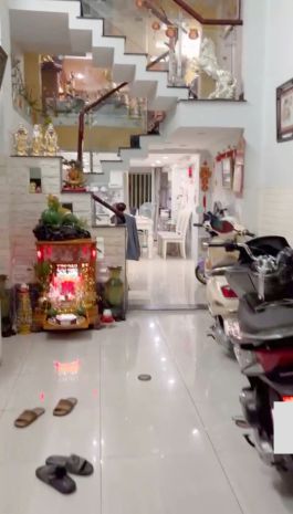 Nhà mới 4 tầng hxh tới nhà hưng phú p10q8 full nội thất cao 7101031