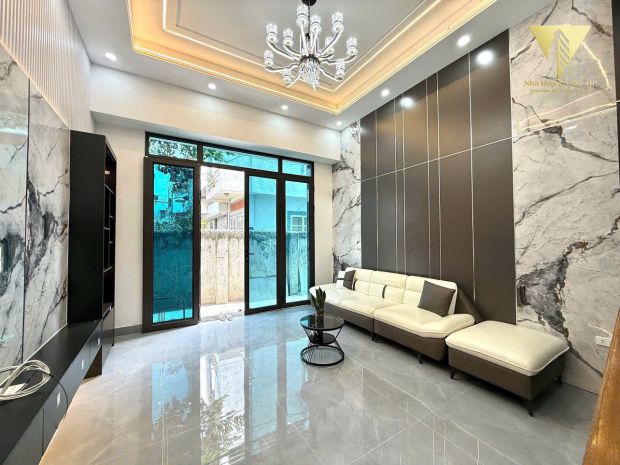 Hạ giá sốc 200 triệu  nhà mới xây 4 tầng sau mặt đường 7102376