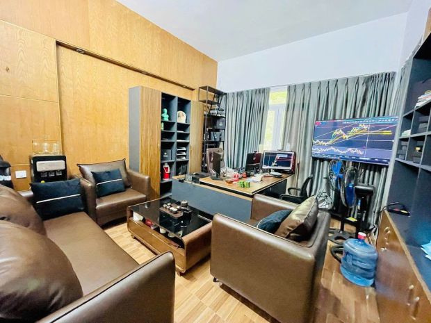 Do cần mở rộng vp lớn hơn nên cần nhượng lại văn phòng tại 7102780