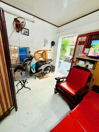 Nhà hẻm 157 dương bá trạc cách mặt tiền đường lớn chỉ 100m 7103917