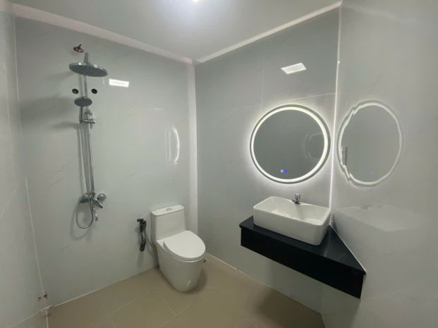 Căn góc hai mặt tiền thoáng đẹp ngay trung tâm nha trang 7104273