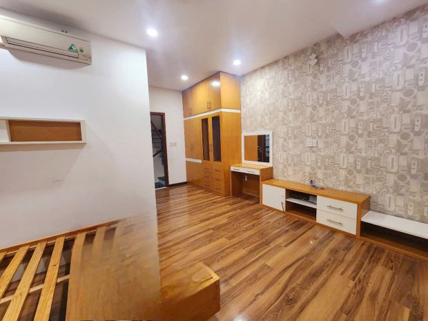 Nhà 4 tầng hẻm 3m đường nguyễn thị tần p. chánh hưng. giá 7104717