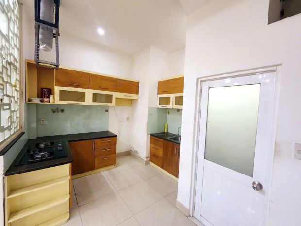 Nhà 4 tầng hẻm 3m đường nguyễn thị tần p. chánh hưng. giá 7104721