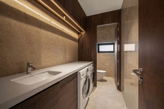 Bán căn 3pn ,2wc regal complex đà nẵng  view tp 7105697