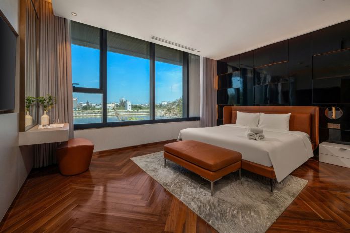 Bán căn 3pn ,2wc regal complex đà nẵng  view tp 7105698