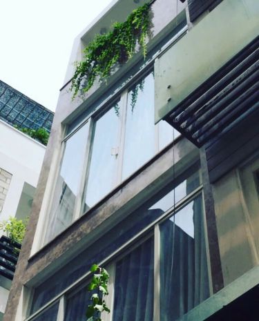 Cho thuê nhà trung tâm quận 1 7106578