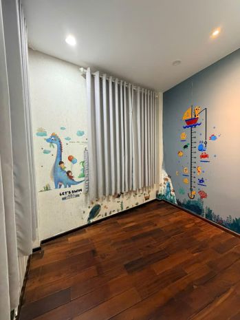 Cho thuê nhà trung tâm quận 1 7106580