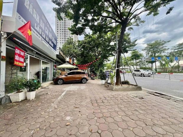 Chính chủ cho thuê nhà mặt phố 180 võ chí công  tây hồ 7106972