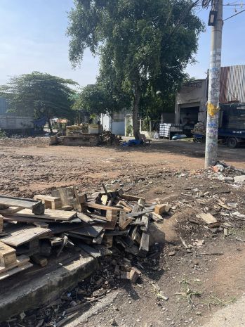 Ban đât măt tiên 5x20m gia 4,5 ty đương đông thanh 7107487