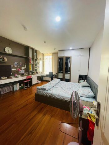 Duy nhất 1 căn dt rộng. nhà ngõ 78 bồ đề. 45m x 5t chỉ 8t3 7109504