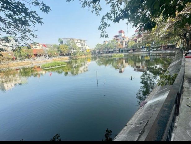 Duy nhất 1 căn dt rộng. nhà ngõ 78 bồ đề. 45m x 5t chỉ 8t3 7109505