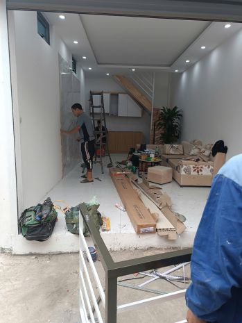 Chính chủ bán nhà 2 tầng 36m phố bùi huy bích, ô tô đỗ cửa, 7110194