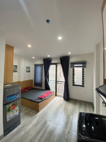 Cho thuê ccmn đẹp thoáng sáng ban công 16 phạm ngọc thạch 7110202