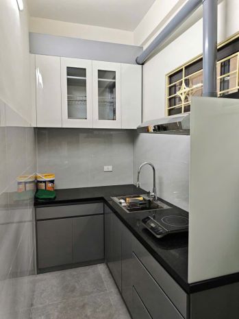 Cho thuê nhà tập thể tầng 1 nguyễn khuyến, 60m², 2 phòng 7110409