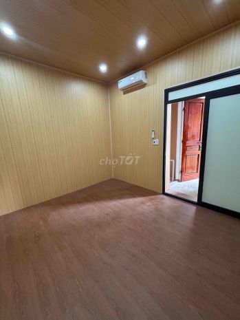 Cho thuê nhà nguyên căn 2 tầng tại phố hồng mai, quận hai 7111576