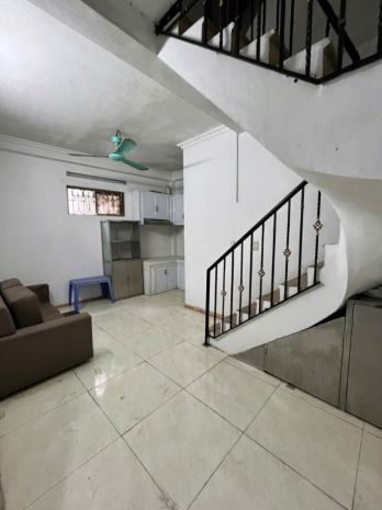 Chính chủ cho thuê nhà riêng số 27 nghách 15 ngõ giếng mứt, 7111652