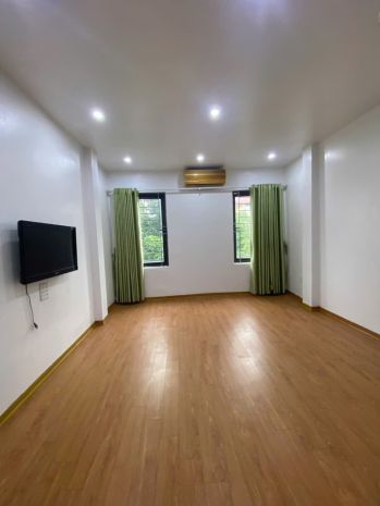 Ngọc thụy  long biên  nhà 5 tầng  ngõ thoáng  3 ngủ 7111772