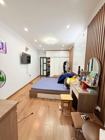 Chỉ duy nhất 1 căn  giáp bát hoàng mai gara ô tô   hai 7112102