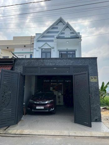 Nhà đẹp - giá tốt  cần bán 3 căn nhà vị trí đẹp  tại xã bà 7112389