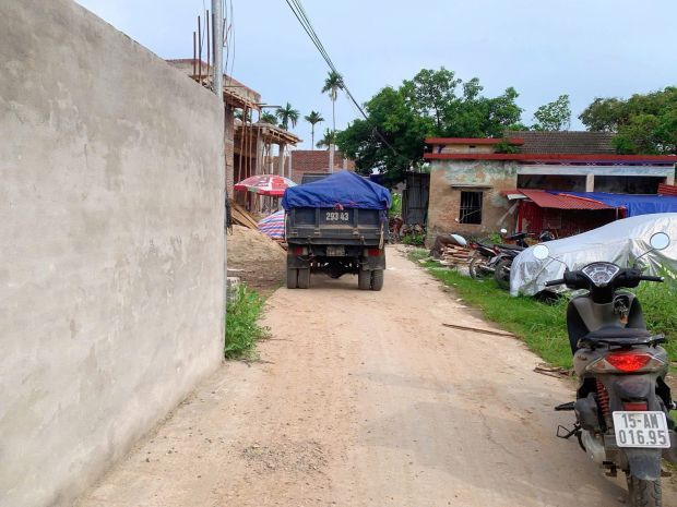 1,x tỷ  lô đất đầu tư ngõ 25 tư thuỷ, cách đường 402 chỉ 7115287