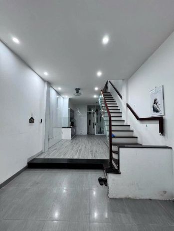 Nhà vị trí đẹp- giá tốt chính chủ bán nhà 3 tầng kiệt đường 7116276