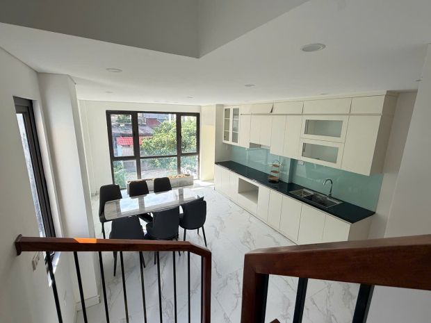 Bán nhà vũ xuân thiều  long biên, ô tô đỗ cổng, 6 tầng 7116344