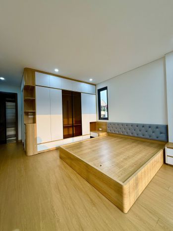 Bán nhà vũ xuân thiều  long biên, ô tô đỗ cổng, 6 tầng 7116346