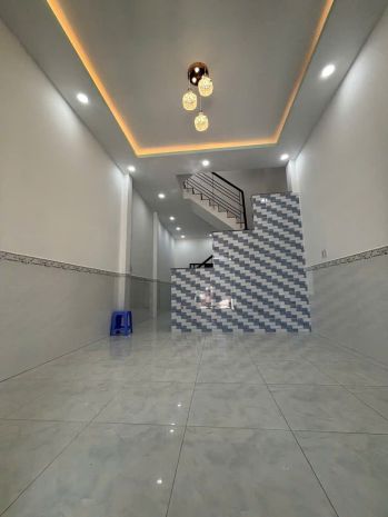 Nhà giá rẻ q9-gần chợ-2 mặt thoáng-sổ riêng-3tầng hoàn 7117653