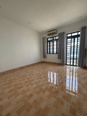 Nhà giá rẻ q9-gần chợ-2 mặt thoáng-sổ riêng-3tầng hoàn 7117655