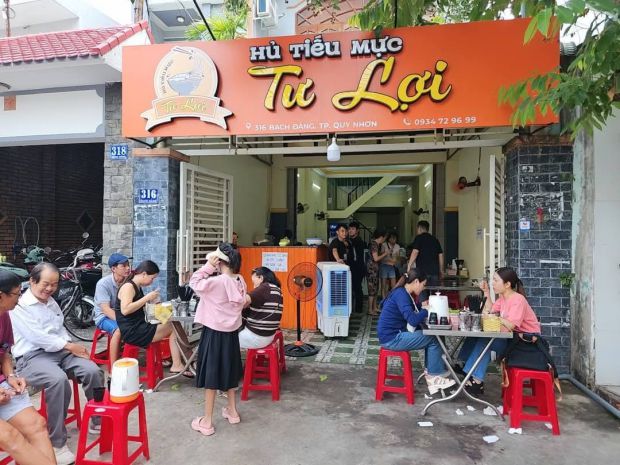 Có công việc cần sang quán ăn đang hoạt động tốt 7117768