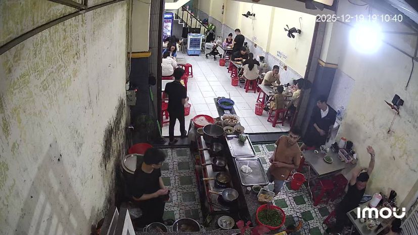 Có công việc cần sang quán ăn đang hoạt động tốt 7117770