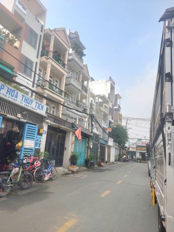 Gấp bán nhà 4 tầng vị trí đẹp 2 mặt thông thoáng,đường rộng 7117968