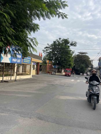 Mặt tiền kinh doanh gần  trường hoa lư  186m²  giá chỉ 9 7119809