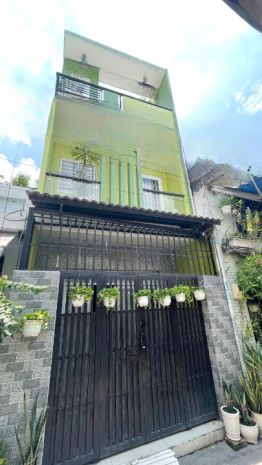 Bán nhà 3 tầng hẻm thẳng 125 nguyễn thị tần p2q8. giá: 4.68 7119826