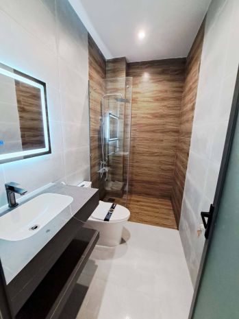 Giáp lê văn quới  hẻm 6m ô tô đỗ cửa - 46m²  2 tầng btct 7119982