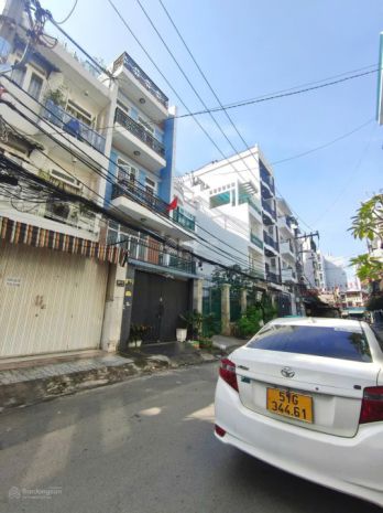 Bán nhà đẹp cách quận 5 vài trăm mét, 2 tầng 4.5x17m, dòng 7120757