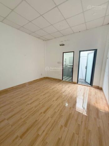 Bán nhà đẹp cách quận 5 vài trăm mét, 2 tầng 4.5x17m, dòng 7120759