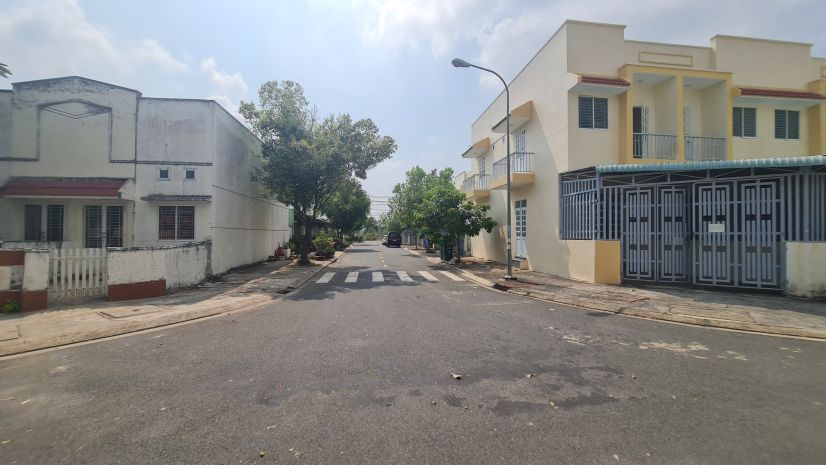 Giữa ma trận giá nhà cao ngất  đâu là lối ra an cư thực sự? 7121279