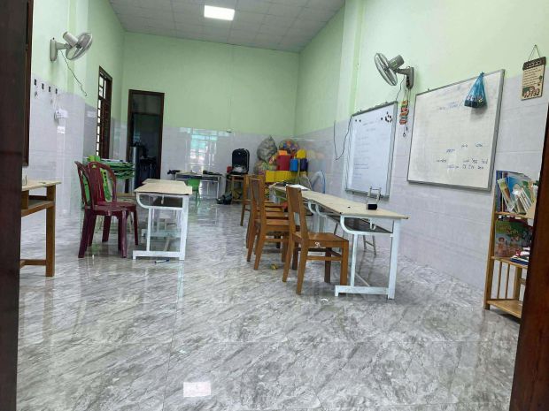 Bán 2 căn nhà cấp 4 liền kề vị trí đắc địa khu phố 10 bình 7122234