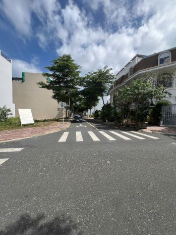 Bán lô góc đẹp nhất mipeco nha trang  sát trường học  gần 7122330