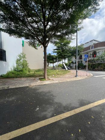 Bán lô góc đẹp nhất mipeco nha trang  sát trường học  gần 7122333