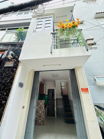 Nhà 2 tầng nở hậu hẻm 4m âu dương lân p3q8. giá 1,88 tỷ tl 7122460