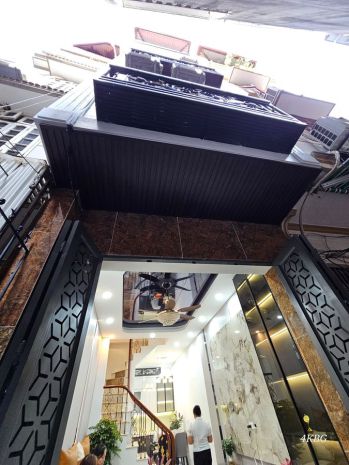 Bán nhà ngọc khánh 33m2. 4 tầng. mặt tiền 3.1m. giá 9.9 tỷ 7122886