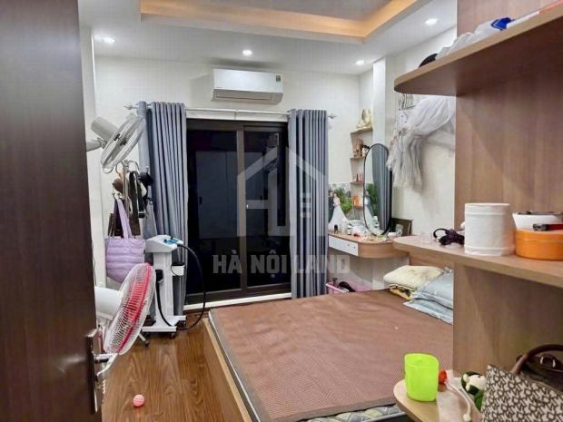 Chủ nhà cần bán căn nhà 4 tầng  ở lai xá .dân xây ngõ thông 7123349