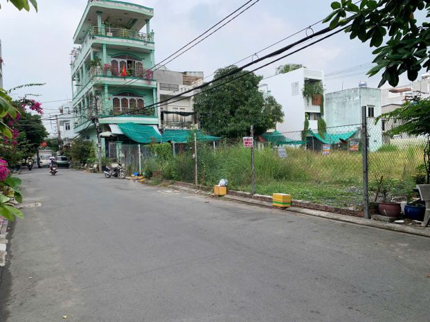 Lô đất góc mặt tiền đường số 8  an lạc, bình tân  quỹ đất 7124081